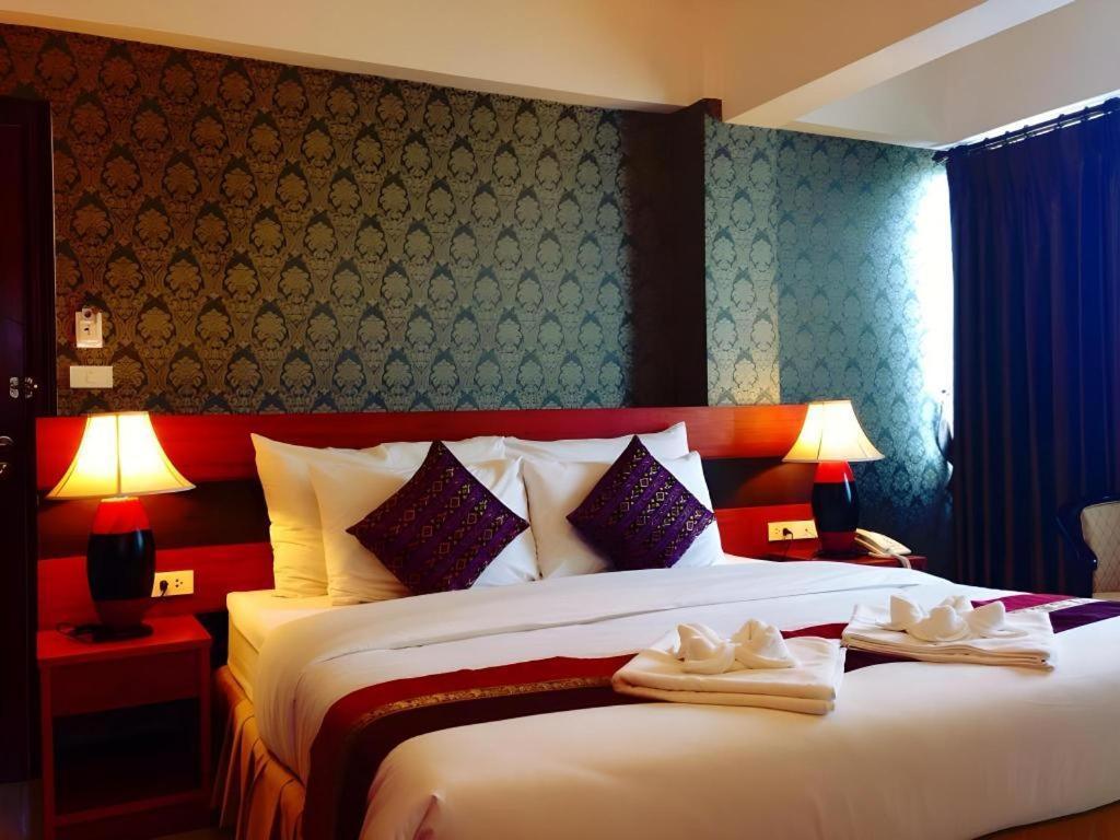 Sirimathani Hotel Лей Экстерьер фото