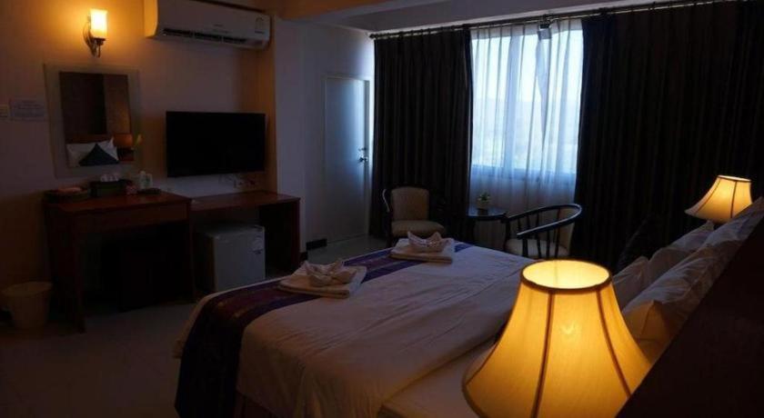 Sirimathani Hotel Лей Экстерьер фото